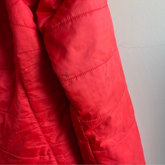 Columbia Red Quilted Jacket Omni Shield - Picture 9 of 10